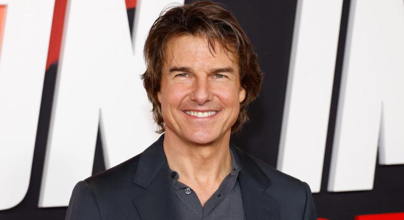 Tom Cruise mosolyogva pózolt együtt két felnőtt gyerekével – 2009 óta először