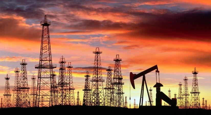 Mélyrepülésben az olajár – a Brentért hónapokkal ezelőtt kellett ilyen keveset fizetni