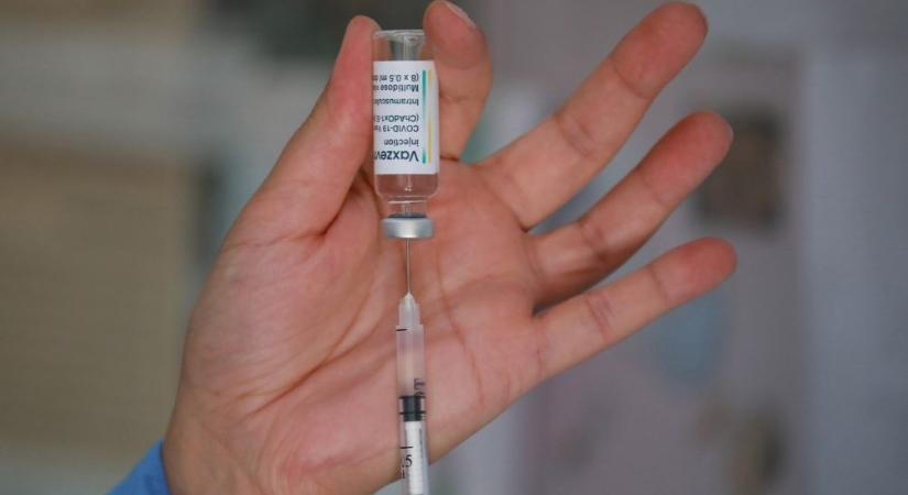 Kivonja koronavírus elleni vakcináját az AstraZeneca
