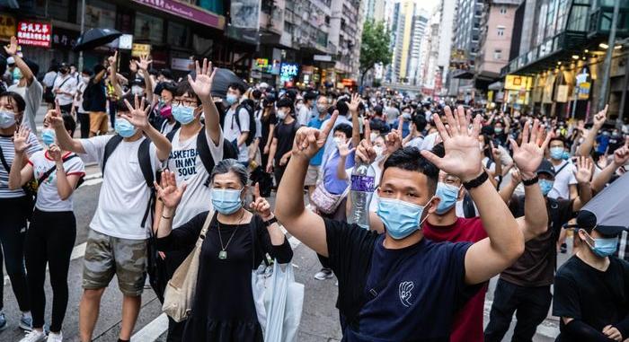 Betiltották a tüntetők himnuszaként híressé vált dalt Hongkongban