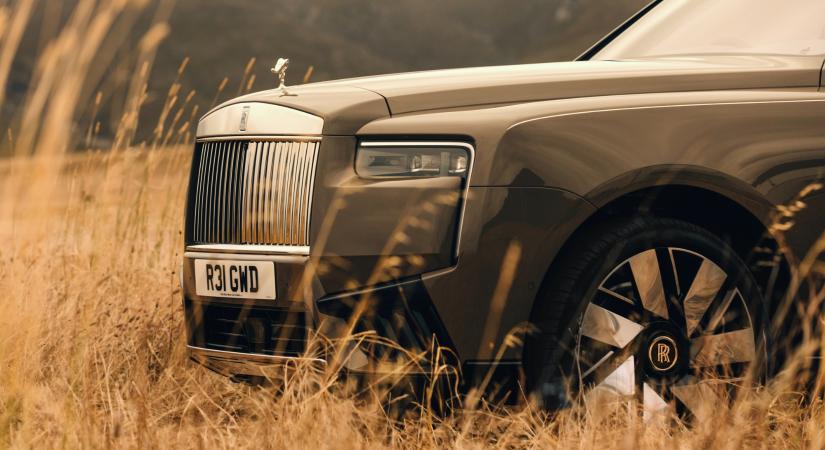 Bátor húzás a Rolls-Royce Cullinan új arca