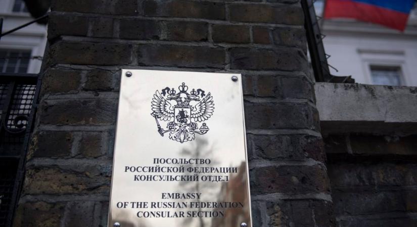 Kiutasították Oroszország londoni attaséját