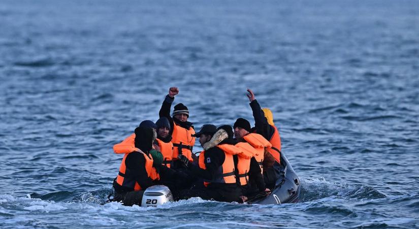 Korlátozásokat vezettek be Olaszországban az illegális bevándorlókat mentő civilekkel szemben