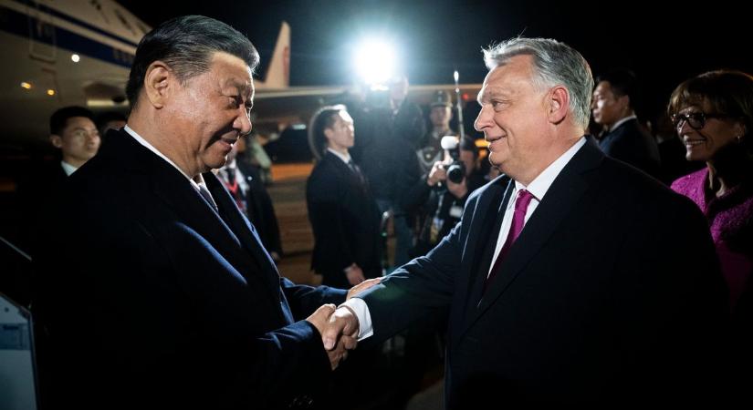 Orbán Viktor Budapesten fogadta a kínai államfőt