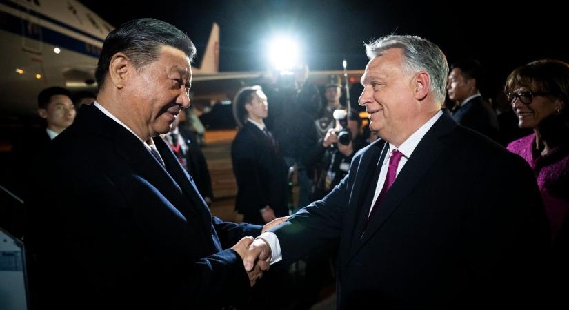 Így fogadta Orbán Viktor a kínai elnököt – Képek