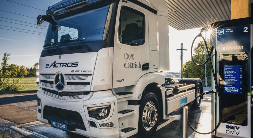 Ultraerős, nyilvános gyorstöltő várja az e-kamionokat Ausztriában