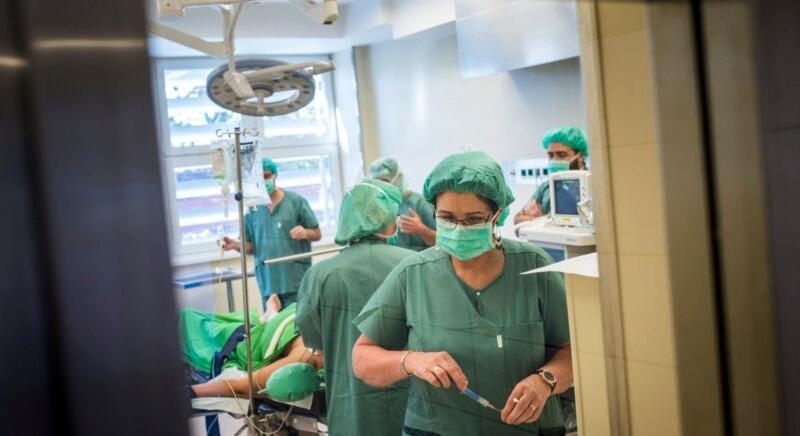 Várólistán: 47 ezernél többen várnak műtétre az állami egészségügyben