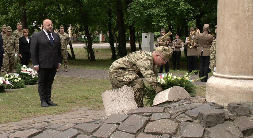 A béke óhajával emlékeztek Debrecenben a második világháború lezárására