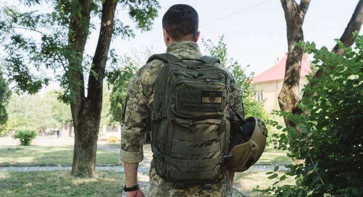 A kisebb bűncselekmények miatti börtönbüntetés megúszható katonai szolgálattal Ukrajnában