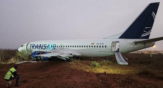 Felszállás közben lezuhant egy Boeing 737-es Szenegálban