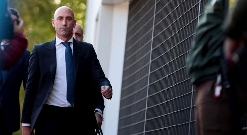 Bíróság elé áll a spanyol szövetség szexuális zaklatással vádolt korábbi elnöke, Luis Rubiales