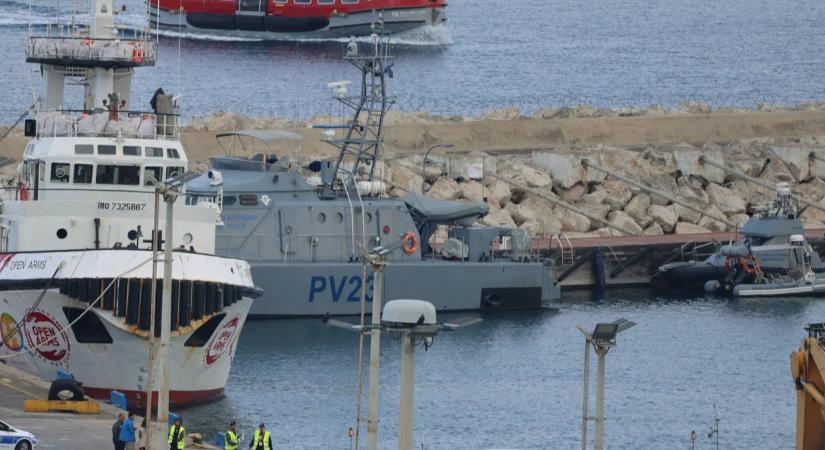 Elindult az első tengeri segélyszállítmány Ciprusról a Gázai övezetbe