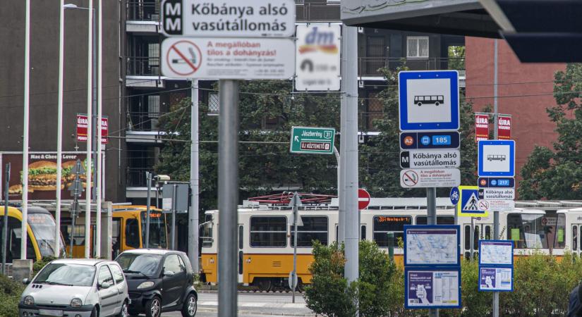 Jön a razzia a fővárosi kerületben – Vége a dohányzásnak a megállókban
