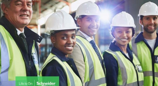 Schneider Electric együttműködés a nyugodt, tisztességes megélhetést biztosító bérekért