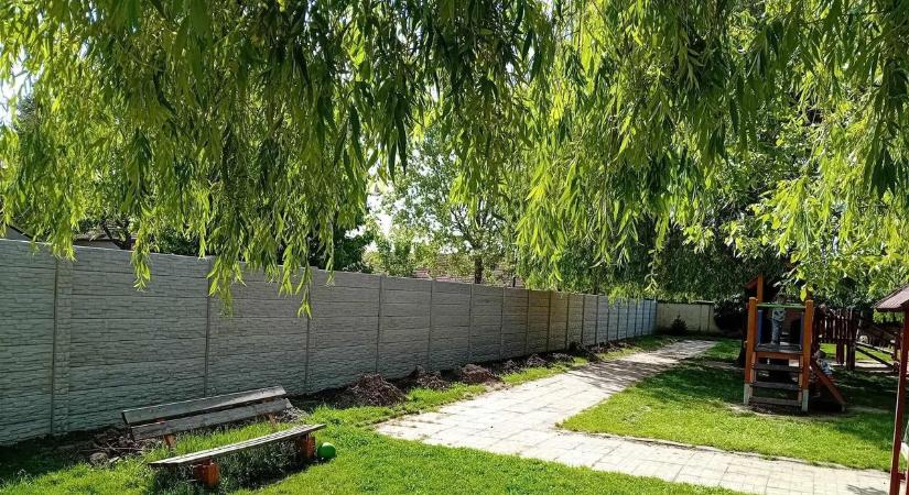 Opauszki Zoltán: új kerítés épült a jaminai óvodában