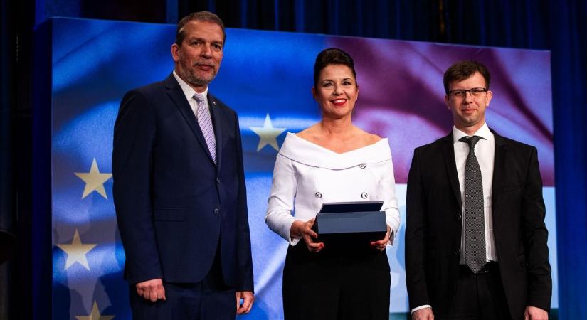 Magyarok Európáért díjjal ismerték el Szarka Judit munkásságát