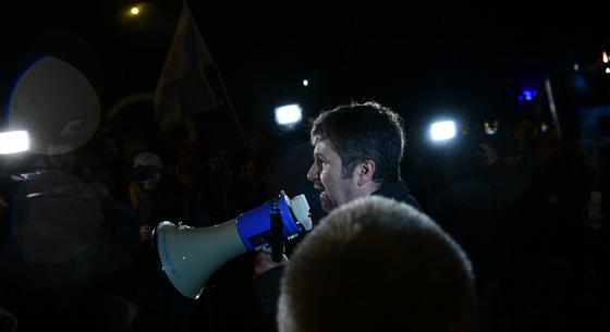 Hadházy is ott lesz Magyar Péterék közmédia elé ígért tüntetésén, szerinte lehet, hogy az MTVA megijed tőle