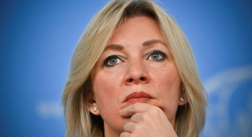 Zaharova óva intette Donald Tuskot az ukrajnai NATO-jelenlét kapcsán