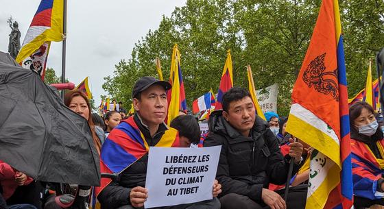 Van, ahol nagyobb tiltakozás várta az Európába látogató kínai elnököt - videó