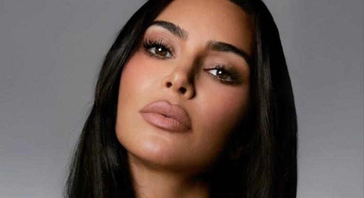 Most éppen Kim Kardashian-t pécézte ki magának az Izrael-gyűlölő csürhe