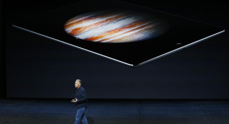 Egy korszak véget ért: ikonikus készüléket kukázott az Apple