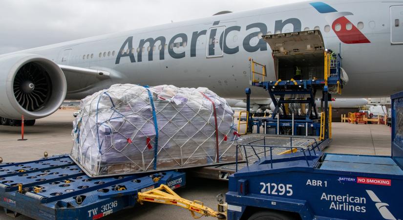 Új európai útvonalakat nyit az American Airlines Cargo
