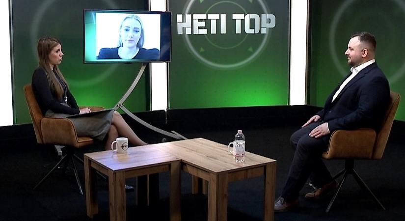 Heti Top: „Magyar Péter ugyanazt mondta Debrecenben az akkumulátorgyárakról, mint amit a kormány mond”