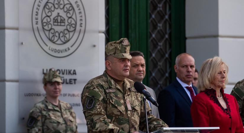A vezérkari főnök szerint a magyar hadseregnek fel kell készülni a konfliktusra