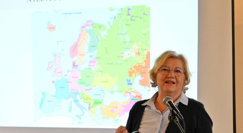 Szili Katalin: Európa jövője csak a békében lehetséges