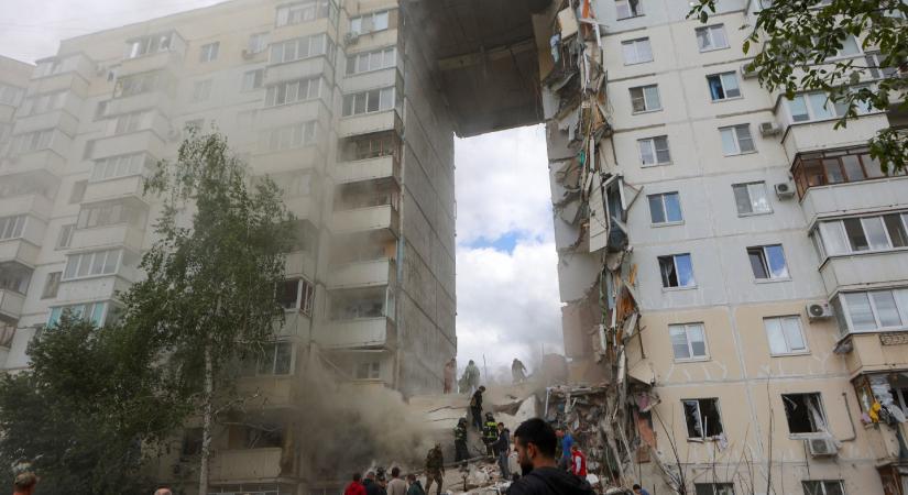 Belgorodban felrobbant és összeomlott egy tízemeletes panelház