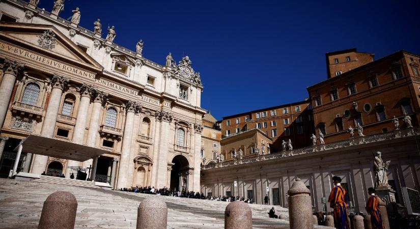 Vatikáni dolgozók tettek panaszt a rossz munkakörülmények miatt
