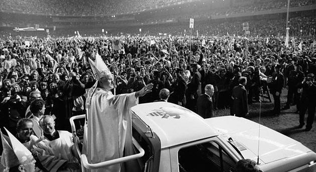 A gyilkossági kísérlet után nem sokkal megbocsátott merénylőjének II. János Pál pápa