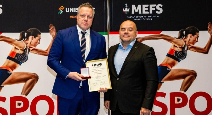 Fazekas Csaba és Bene Szilárd MEFS-díjazott