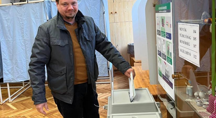 Annyira kiábrándította az aláírásgyűjtés a Jobbik szolnoki jelöltjét, hogy inkább visszalép az indulástól