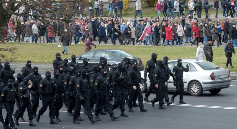 Minszkben nem állnak le a tüntetések ma sem