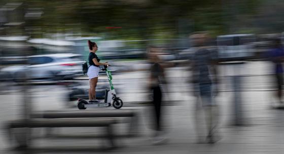 Júliustól kötelező biztosítást kell fizetni a gyorsabb rollerek és segwayek után