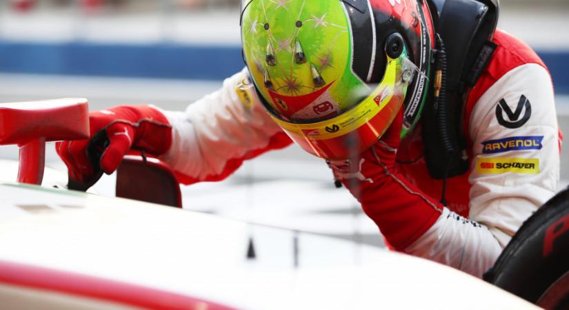 Mick Schumacher drámai körülmények között megnyerte az F2-es bajnoki címet