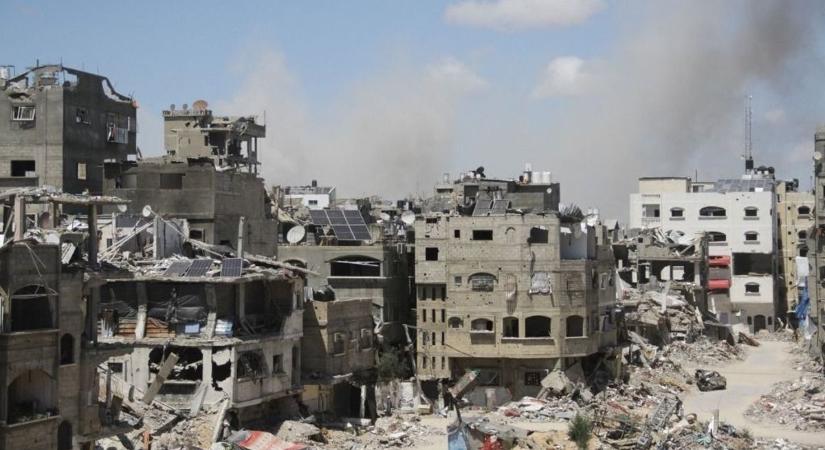 Az izraeli erők északról és délről is támadják a Gázai övezetet