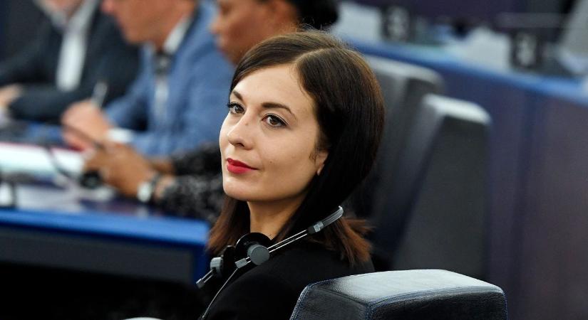 Cseh Katalin feketelistázná azokat, akik visszaélnek az európai adófizetők pénzével