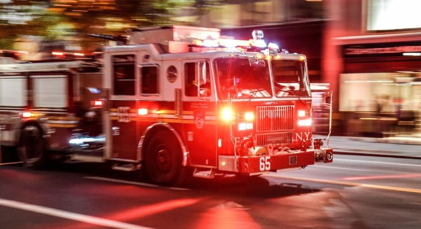 Négy balesethez is riasztották a tűzoltókat Bács-Kiskunban