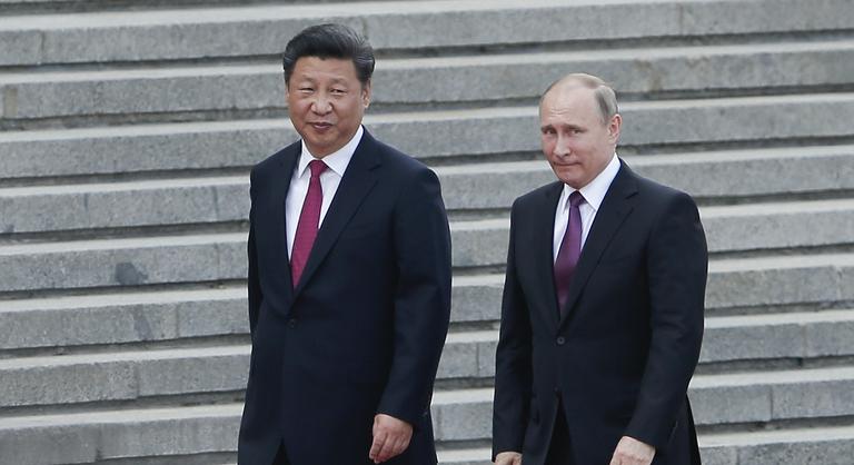Még ki sem hűlt a Karmelita kilincse, Putyin máris bekopogott a kínai elnökhöz