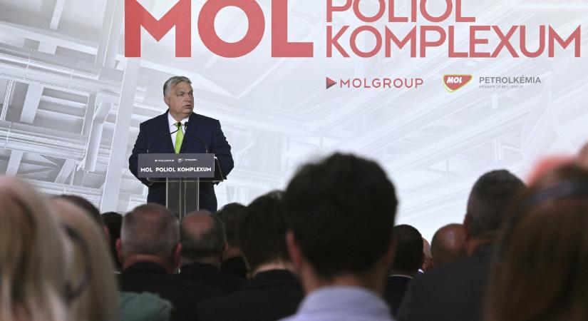 Orbán: Felépítjük a legmodernebb európai hadiipart
