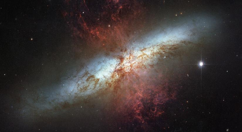 Meghalt, de már jobban van: mágneses neutroncsillag okozta az óriás villanást az M82 galaxisban