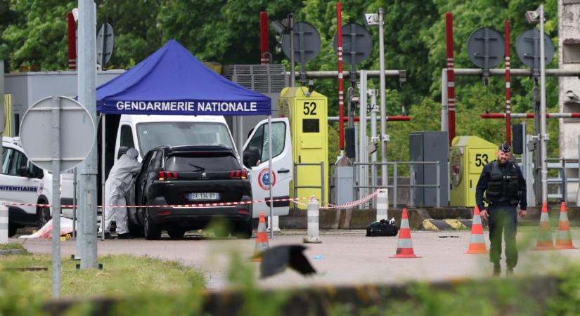 Fegyveresek szabadítottak ki egy rabot Franciaországban, két őrt megöltek