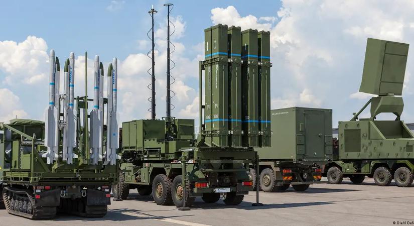 Ebben a hónapban Németország átadja Ukrajnának az IRIS-T légvédelmi rendszert