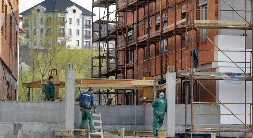 Magyar építőipar: lejtőn a termelés márciusban