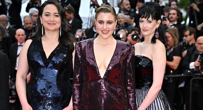 Lélegzetelállító ruhákban ragyogtak a színésznők Cannes nyitónapján