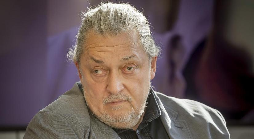 Megszólalt Vidnyánszky Attila a Nemzeti Színházban történt balesetről: még ő se tudja, visszatérnek-e a színészek – videó
