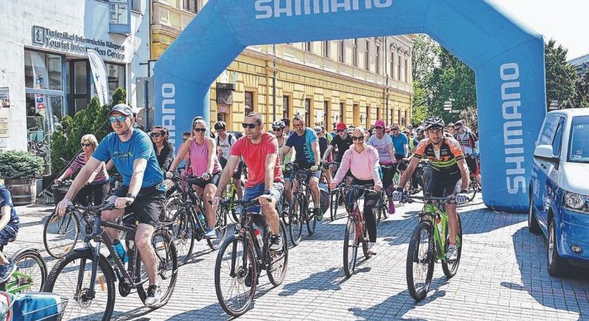 Ismét több ezren kerékpározhatnak egyszerre Nyíregyháza és Tokaj között