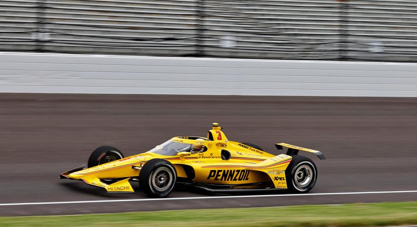 Indy 500 – 2.nap: McLaughlin az élen, Larsonnak még sokat kell tanulnia